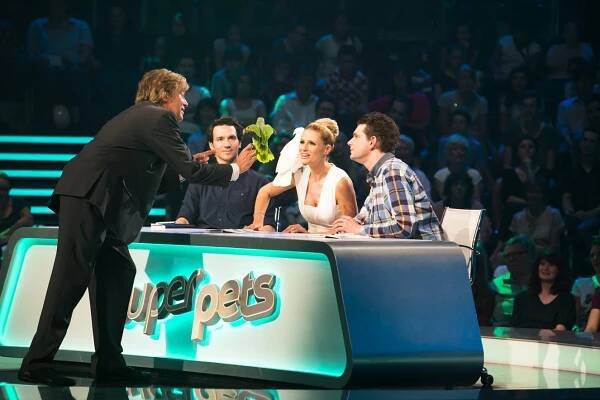 Superpets - Die talentiertesten Tiere der Welt - Z filmu - Wayne Carpendale, Michelle Hunziker, Lutz van der Horst