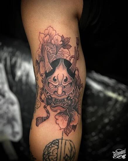 Tetování ďábelská maska hannya na paži