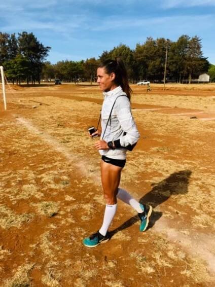 Marcela Joglová: nová sportovní hvězda s maratónem 2:43