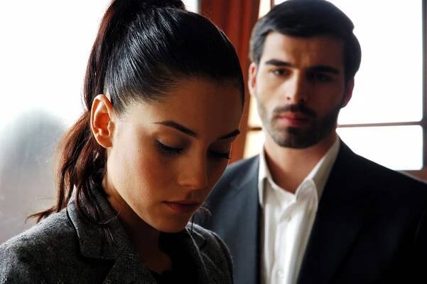 Moc osudu - Promo - Cansu Dere, Mehmet Akif Alakurt