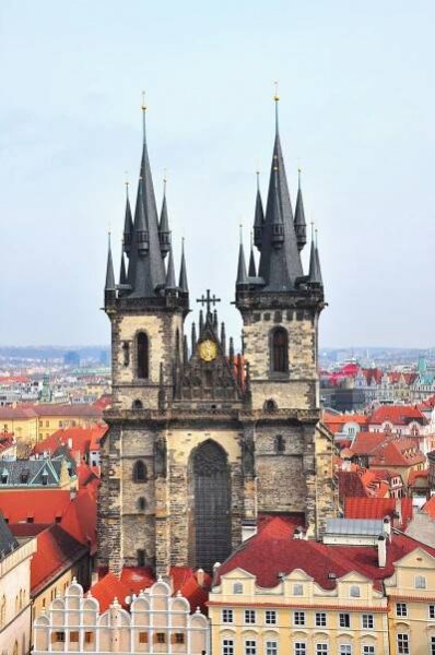 Farní kostel – Wikipedie