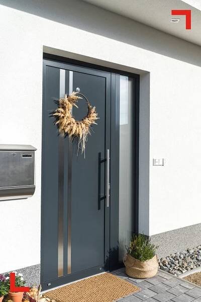 🧹 Sezónní úklidy jsou pro mnohé tak trochu strašák. Pokud si je však šikovně naplánujete, budou bolet o něco méně. Řešením může být právě podzimní úklid, který…