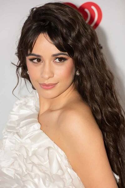 50 Most Beautiful Female Singers In 2023
