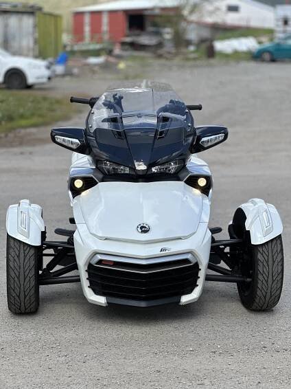 Can-am Spyder F3 - T MY2018 - Čtyřkolky Tišnov