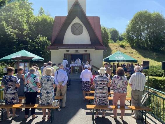 Pouť - Oficiální stránky obce Valašská Senice