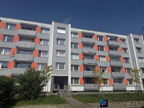 Prodej bytu 4+1 / 2 lodžie; OV; 86 m² – Roudnice nad Labem – Realitní kancelář JURIS REAL, spol. s r.o. – Praha