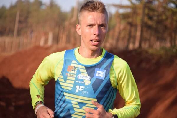 V Keni běhám s holkami. Budějce jsou skvělé na svižný trénink, říká běžec David Vaš