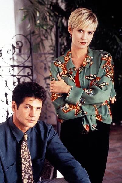 Jak dnes vypadá prohnaný doktor Michael Mancini z Melrose Place? Je fešák i jako šedesátník