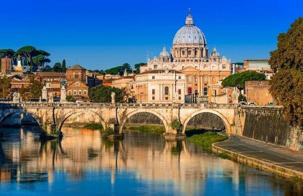 Elevate Your Italian Adventure: Why a Luxury Travel Planner is Your Secret Weapon - Your Custom Journey