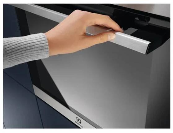 Electrolux EOF3H40X Vestavná trouba | SENESI