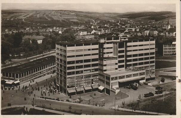 ZLÍN-obchodní dům