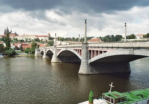 Mánes Bridge (Prague, 1914)