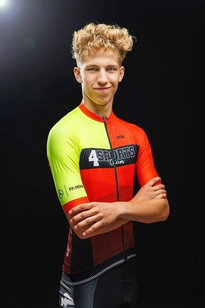 4Sports team, mládežnický trialonový a atletický klub - plavání, kolo, běh