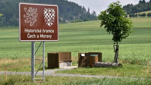Hranice mezi Čechami a Moravou nezanikla, lidé ji stále vnímají