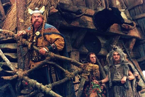 Asterix a Obelix - Z filmu - Michel Galabru, Daniel Prévost