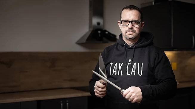 Mé recepty jsou blbuvzdorné. Uvaří je i antitalent, říká Těhotnej kuchař