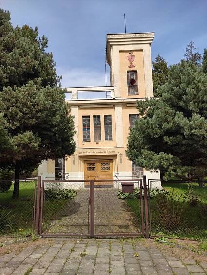 Soubor:Husův sbor, Doubrava, okres Karviná, Moravskoslezský kraj 01.jpg