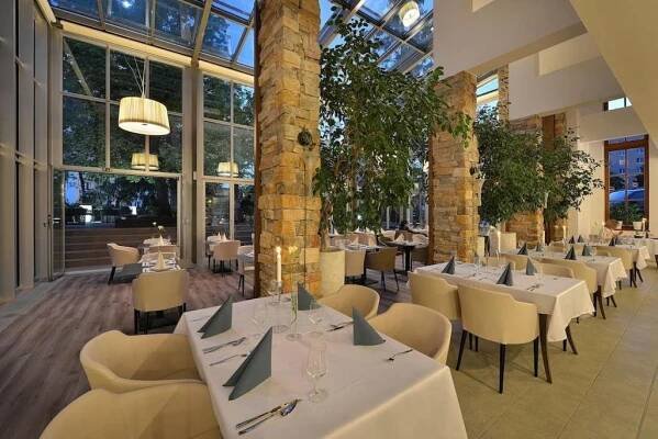 PREMIUM Wellness & Wine Hotel Znojmo - NEJLEPŠÍ CENY ubytování ve městě Znojmo