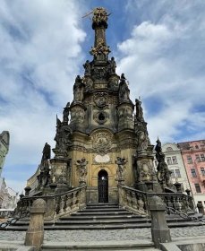 Sloup Nejsvětější Trojice v Olomouci - Dnes výletujeme
