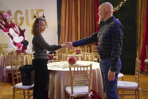 Walker - Fine Is a Four Letter Word - Z filmu - Molly Hagan, Mitch Pileggi