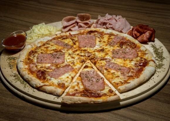 Naše nabídka – Pizza Express Hradec Králové – rozvoz pizzy zdarma