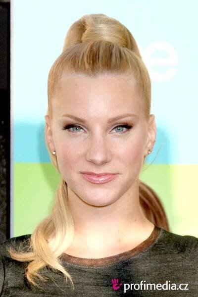 Heather Morris - celebrity účes - HappyHair