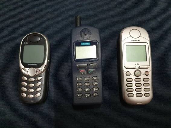 Jaké mobily byly u nás populární na přelomu tisíciletí