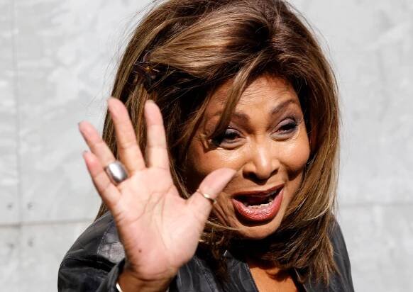 Po Depardieum opouští vlast i Tina Turner: Stěhuje se do Švýcarska!