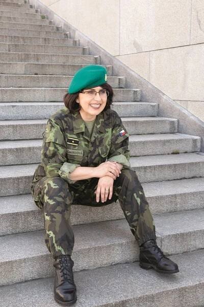 Lenka Šmerdová - první generálka armády České republiky prožila krásné dětství ve Svatém Štěpáně - Naše Valašsko - vždy