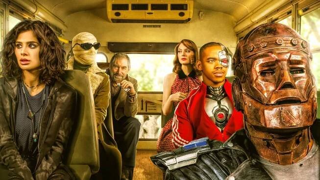 Doom Patrol (2019) seriál • Filmožrouti.cz