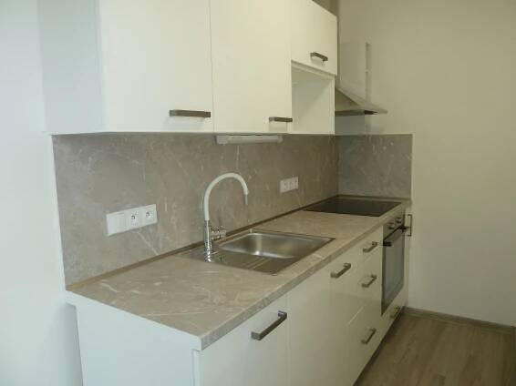 Pronájem bytu 1+kk 36,4 m2 - Kolín - Jana Pěničková