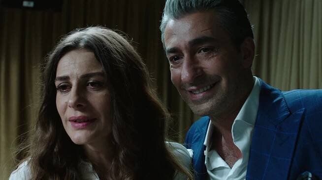 Vyměněné osudy - Z filmu - Ebru Özkan Saban, Erkan Petekkaya