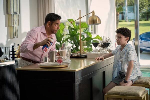 Acapulco - Jessieho přítelkyně - Z filmu - Eugenio Derbez, Raphael Alejandro