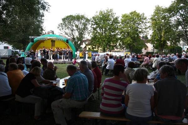 Den Chlumčan 2015 - Oficiální stránka obce Chlumčany