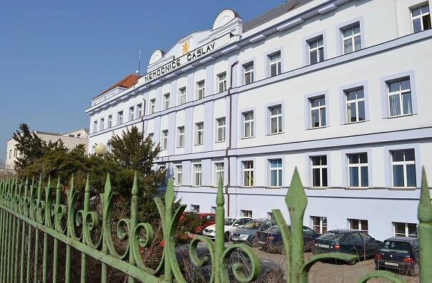 Důsledek personální krize v čáslavské nemocnici: Uzavření lůžkové části interního oddělení!
