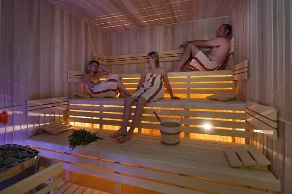 Saunový ráj Holice - klasické sauny, parní kabiny i relaxační vířivka - Obrázek 2