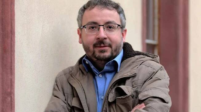 Etnolog Petr Janeček: Městské legendy? Pandemie je pro ně doslova požehnáním