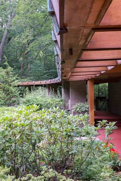 © Jane Beiles Photography Tirranna Frank Lloyd Wright Exterior