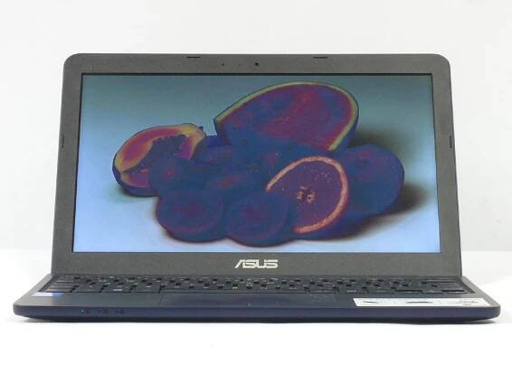 ASUS EeeBook X205Ta - klasické levné mini-notebooky stále žijí - Recenze - NOTEBOOK.cz