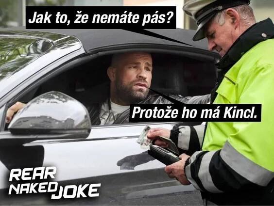 Ztracený pás i Asijský týden. Zbitý Karlos Vémola čelí vtípkům