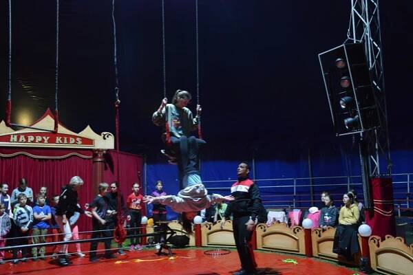 Cirkus Happy Kids - den 4. nacvičování - Oficiální stránky ZŠ Tanvald sportovní
