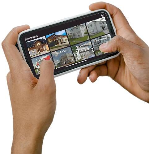 Hände mit Smartphone auf dem eine Immobilien-App zu sehen ist