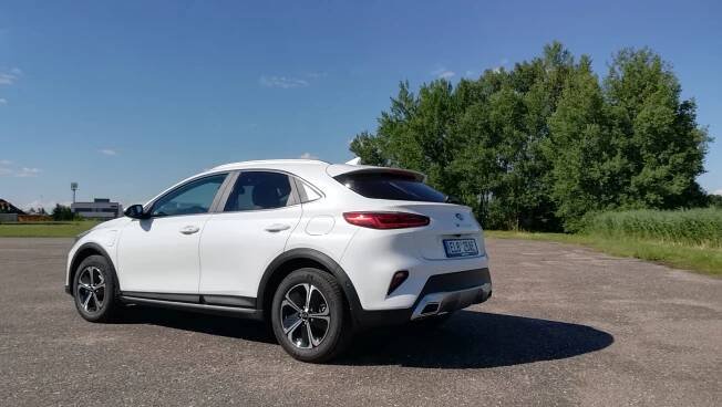 Testovaná Kia XCeed Plug-in Hybrid je skvělým spojením benzínu a elektřiny – Autozin