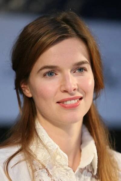 Thekla Reuten herečka