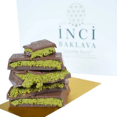 Dubai Chocolate Bar Pistachio,Kunafa Chocolate Bar,Chocolate Dubai Bar,Pistachio Cream Dubai, Chocolate Pistachio Bar