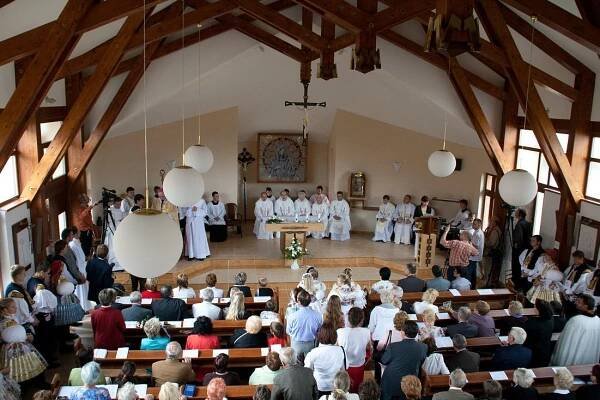 Svěcení kaple v Traplicích (5. září 2009) – Římskokatolická farnost Jalubí 