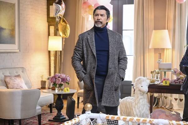 Prodigal Son - Stranger Beside You - Z filmu - Lou Diamond Phillips