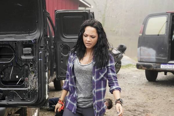 MacGyver - No-Go + High-Voltage + Rescue - Z filmu - Tristin Mays