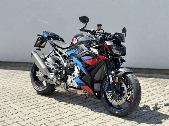 BMW M 1000 R (NOVÁ, 2025), 717.090 Kč