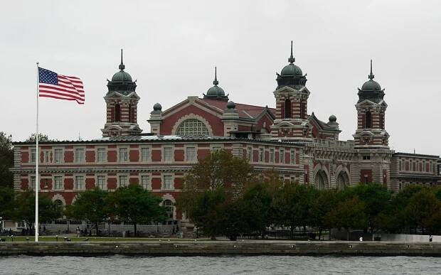 Soubor:Ellis Island-27527.jpg